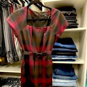 Banana Republic knee-length dress. Worn once.